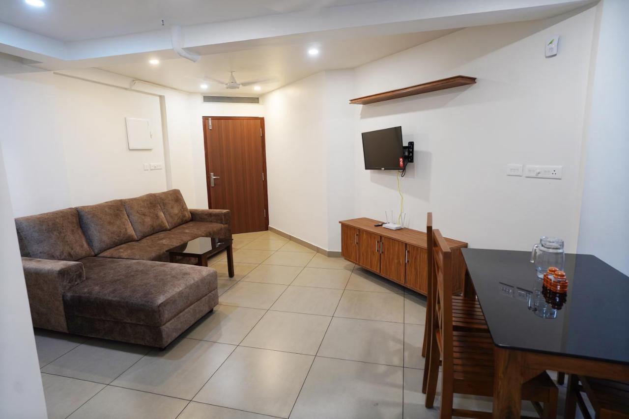 Kadampanattu'S Homestay Kochi Buitenkant foto