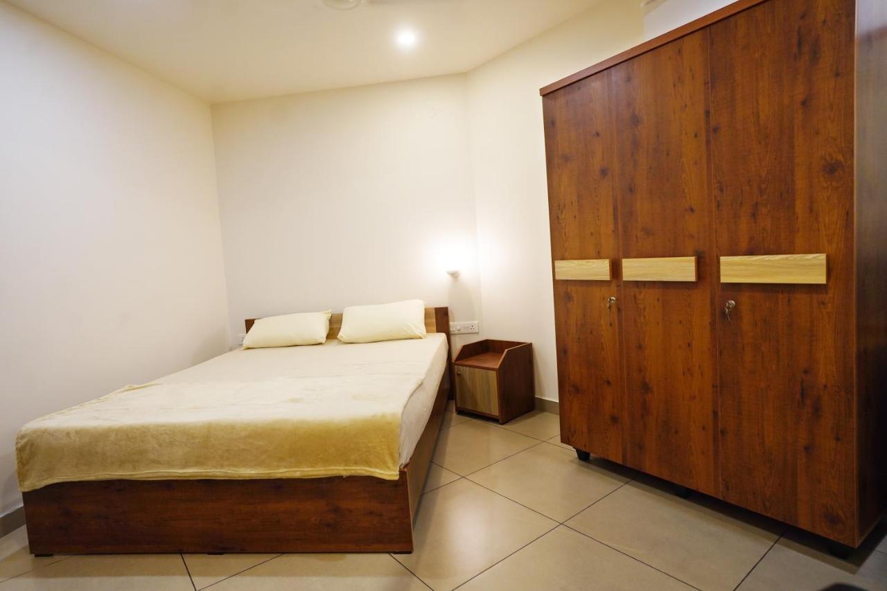 Kadampanattu'S Homestay Kochi Buitenkant foto