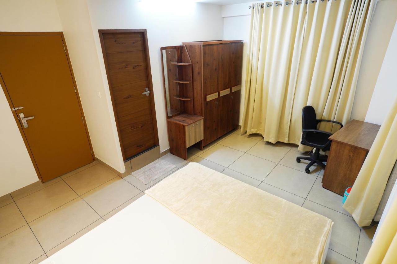 Kadampanattu'S Homestay Kochi Buitenkant foto